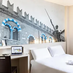 B&B Hotel Verona Отель