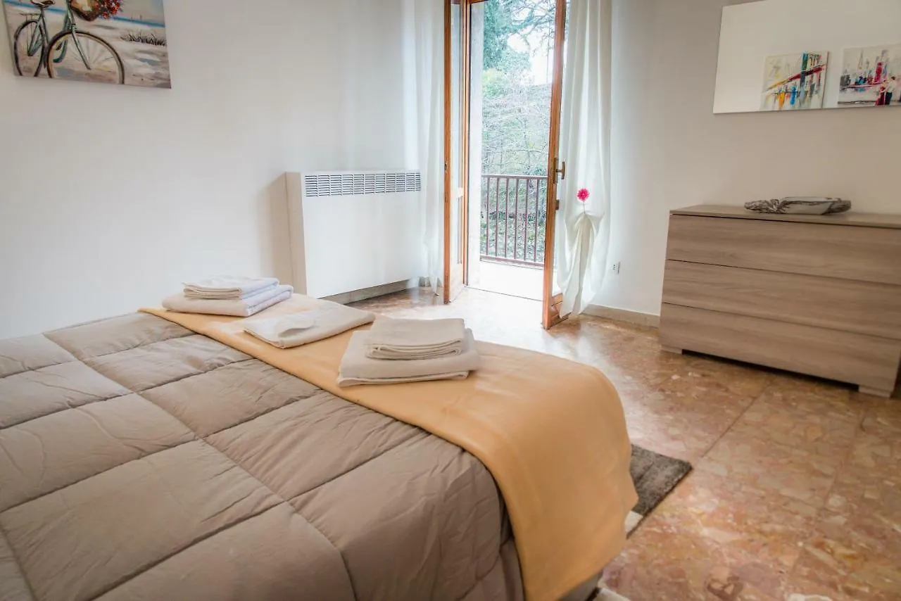Gabrielli Rooms & Apartments - Maroncelli Верона